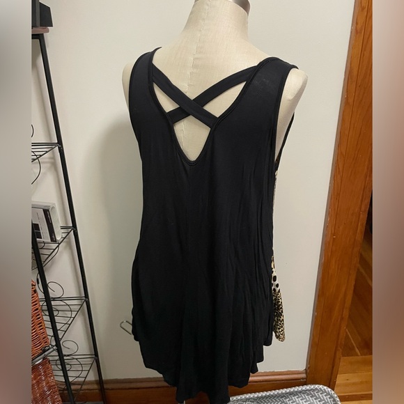 Donated Frumos black cheetah tank tunic crisscross back detail - Picture 2 of 6